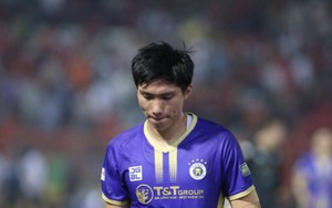 Hà Nội FC nhận tin không vui về Đoàn Văn Hậu