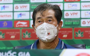 Viettel FC hòa Bình Định, HLV Bae Ji-won nói 1 điều về trọng tài