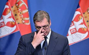 Tổng thống Serbia cảnh báo đất nước đang bị 'đẩy vào chân tường'