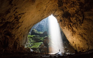 Hệ thống hang động nào của Việt Nam được ví như mê cung dưới lòng đất, có một động lớn nhất thế giới?