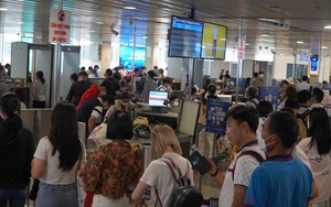 Dịp cận Tết, gia tăng vi phạm an toàn hàng không tại sân bay Tân Sơn Nhất