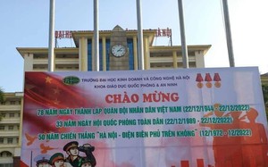 In pano có phông nền cờ Trung Quốc: 2 cán bộ trường ĐH Kinh doanh và Công nghệ Hà Nội bị đình chỉ công tác