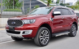 Sau 2 năm lăn bánh, Ford Everest được bán lại với giá rẻ khó tin khi thế hệ mới vừa ra mắt