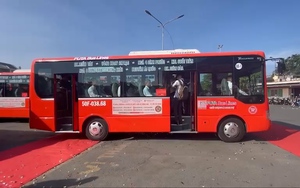 Video: Người dân Đồng Nai có thể đến sân bay Tân Sơn Nhất bằng xe buýt giá rẻ, hiện đại, wifi miễn phí