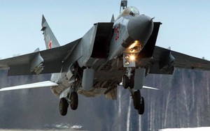 Phi công Ukraine tiết lộ cách né 'hung thần' Vympel R-37M của Nga