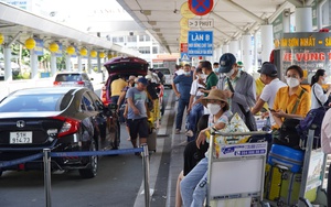 Đón khách kỷ lục, sân bay Tân Sơn Nhất tiếp tục tăng chuyến bay đêm phục vụ người dân về quê đón Tết