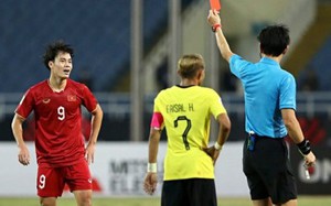 5 cầu thủ nhận nhiều thẻ nhất dưới thời HLV Park Hang-seo: Văn Toàn số 3, ai số 1?