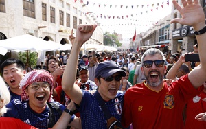 Tiếng cổ vũ xen lẫn lời cầu nguyện ở World Cup