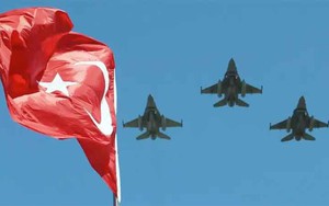 Thổ Nhĩ Kỳ tấn công đẫm máu vào đồng minh của Mỹ ở Syria, Wahington 'nổi đóa'