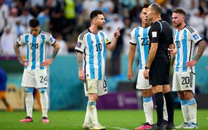 Thoát thẻ đỏ, Messi chê trọng tài Mateu Lahoz tệ nhất World Cup