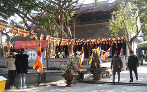 Rằm tháng Giêng: Người dân đi lễ chùa Hà khác mọi năm