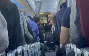 Mỹ: Choáng với con số gây rối từ hành khách khiến các chuyến bay tạm dừng hoặc bị hủy