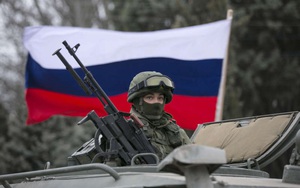 Ukraine tố bị Nga, Belarus tấn công bằng pháo, vũ khí hạng nặng từ nhiều phía