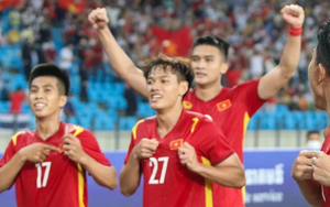 Cô gái đưa Việt Nam đi World Cup: U23 Việt Nam chơi đầy quả cảm