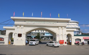 Chuyện kể về các “chiến sỹ áo trắng” trong khu điều trị Covid-19, Bệnh viện Đa khoa tỉnh Sơn La