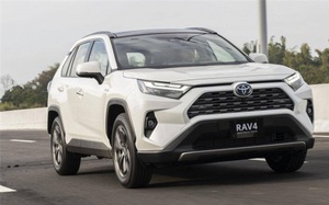 Toyota RAV4 2022 ra mắt, giá 957 triệu đồng