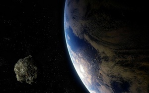 Trái đất đang bị truy đuổi bởi một tiểu hành tinh 'kỳ lạ'