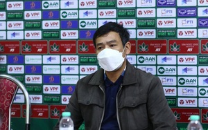 SLNA thua trận, HLV Nguyễn Huy Hoàng khen ngợi tuyển thủ U23 Việt Nam