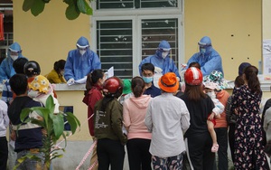 Nguy cơ "vỡ trận" tại trạm y tế, Đà Nẵng tăng cường sinh viên hỗ trợ