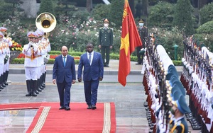 Tổng thống Sierra Leone thăm chính thức Việt Nam, 2 bên ký kết 3 văn kiện hợp tác