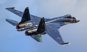 Tiêm kích Su-35 - "Vật thể ngoài hành tinh" của Nga khiến châu Âu e sợ
