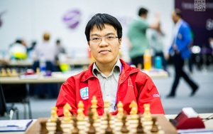 Thua kỳ thủ Trung Quốc, Lê Quang Liêm vẫn dẫn đầu Charity Cup, hẹn gặp "Vua cờ" Carlsen