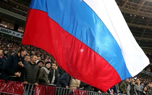 Nga bất ngờ xin đăng cai EURO, UEFA lập tức "rút thẻ đỏ"