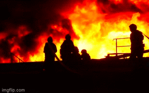 Kho nhiên liệu tại thành phố Lviv cháy lớn sau cuộc không kích của Nga