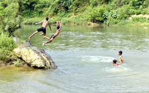 Điện Biên: 3 trẻ đuối nước tử vong thương tâm khi tắm sông  