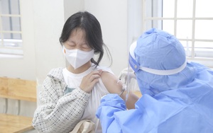 Hà Nội: Trường học khảo sát tiêm vaccine cho trẻ 5 đến dưới 12 tuổi, phụ huynh ý kiến trái chiều
