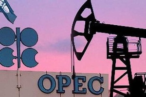 OPEC+ nhất trí nâng thêm sản lượng dầu kể từ tháng 5/2022