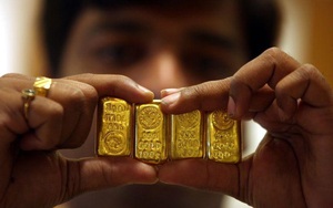Giá vàng hôm nay 4/3: Giằng co giữa địa chính trị và lạm phát, vàng vẫn vọt tăng mạnh 