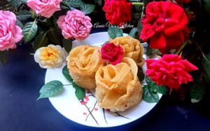 Quà cho chị em ngày 8/3 ý nghĩa: Tự tay làm 2 món ăn tạo hình hoa hồng vừa đẹp vừa ngon