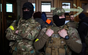 Chiến binh phương Tây hừng hực nhuệ khí đến Ukraine chiến đấu chống Nga