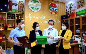 Chủ tịch Ban Chấp hành T.Ư Hội Nông dân Việt Nam Lương Quốc Đoàn thăm, làm việc tại Tuyên Quang