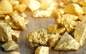 Giá vàng hôm nay 10/4: Bất ổn tại Ukraine kéo giá vàng chốt tuần tăng mạnh