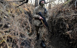 Động thái kỳ lạ của quân đội Nga ở Donbass khiến Lầu Năm Góc bối rối
