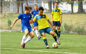 Cầu thủ Việt kiều Ukraine 17 tuổi muốn về Việt Nam thi đấu