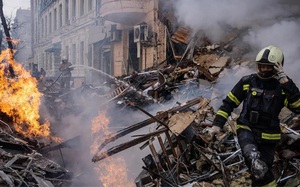 Nóng chiến sự Ukraine: Kharkiv hứng 53 cuộc tấn công trong 24 giờ, đoàn xe Nga ùn ùn tiến về phía đông