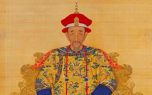Được tôn là "Hoàng đế khoa học", tại sao Khang Hi không đưa nhà Thanh tiếp cận phương Tây?