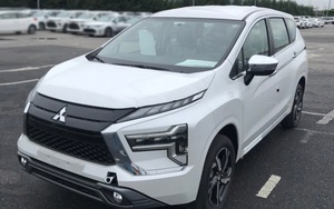 Ảnh nóng Mitsubishi Xpander 2022 nâng cấp về Việt Nam: Đẹp thế này Toyota Veloz Cross lại gặp khó