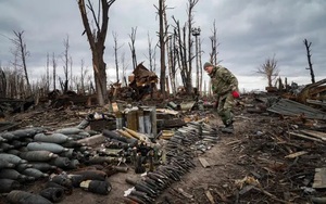 Kiev tố Nga sử dụng siêu vũ khí cực mạnh để hủy diệt nơi trú ẩn cuối cùng của lực lượng Ukraine ở Mariupol
