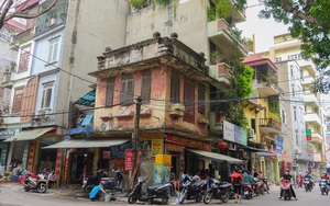 Cận cảnh những ngôi nhà cổ hàng trăm năm tuổi còn sót lại ở Hà Đông (Hà Nội)