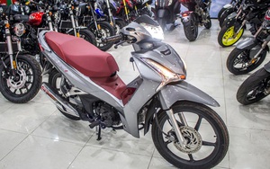 Honda Wave 125i nhập tư có gì mà giá ngang SH?