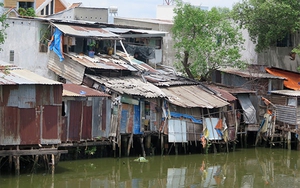 Bí thư Nguyễn Văn Nên: Khẩn trương tháo gỡ vướng mắc nhà ở xã hội, giải toả nhà tạm kênh rạch