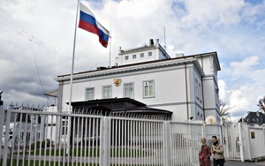 Thêm nhiều thành viên EU trục xuất các nhà ngoại giao Nga