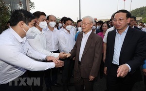 Hình ảnh Tổng Bí thư Nguyễn Phú Trọng thăm Công ty cổ phần than Vàng Danh