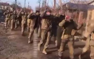 Nga tuyên bố gần 300 binh sĩ Ukraine đã đầu hàng ở Mariupol