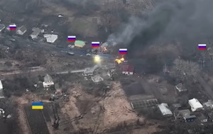 Video trận 'tăng chiến' ác liệt giữa Nga và Ukraine gần Kiev: Một chọi cả nhóm, kết quả bất ngờ