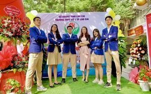 Nhóm học sinh Lào Cai sáng tạo ra cách giúp nông dân Hà Nhì tiêu thụ củ sâm đất Hoàng Sin Cô